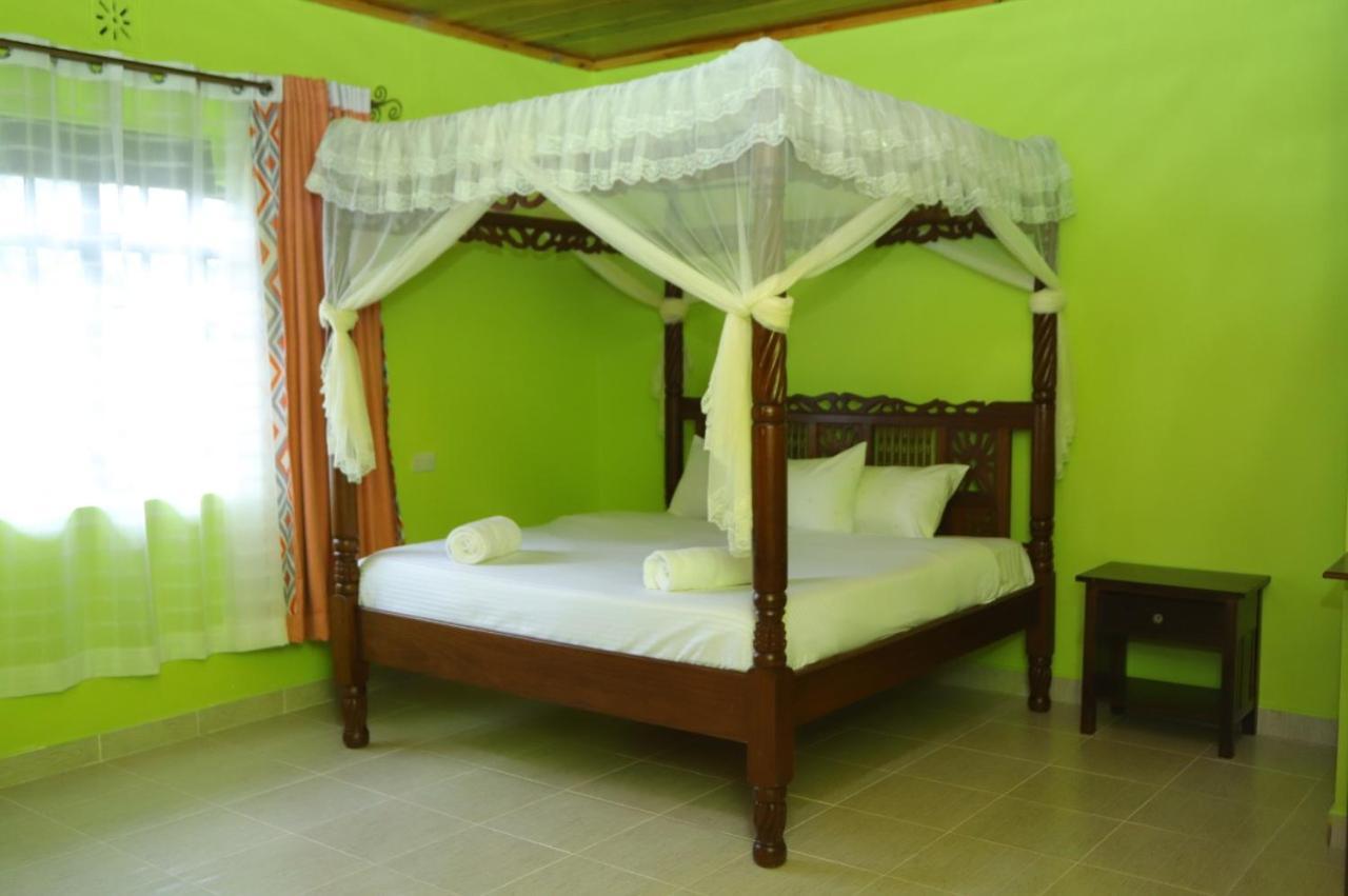 Esniko Villa Narok Bagian luar foto