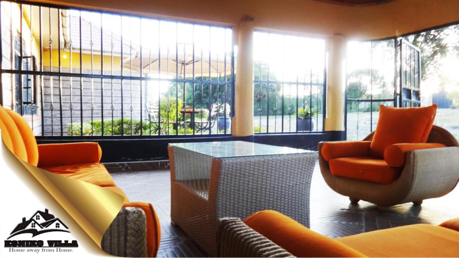 Esniko Villa Narok Bagian luar foto